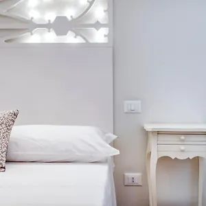  Alojamento de Acomodação e Pequeno-almoço Vittoria Luxury House